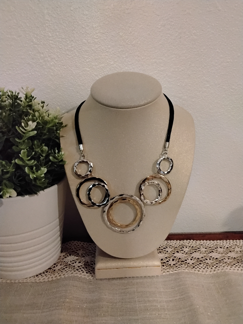 Elegant Two-Tone Circle Necklace - Women's Jewelry